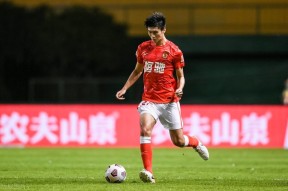 爱游戏登录入口 -金州勇士迎国王杯关键赛，窗口期刷新队史纪录，媒体盛赞，轮换策略成焦点的简单介绍